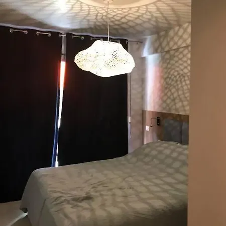 Apartment Superbe - 50m2 & Terrasse - Tres Proche Croisette Cannes